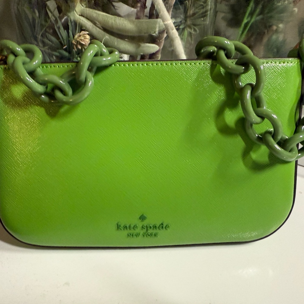 Kate Spade Green Leather Shoulder Bag with Chain Strap